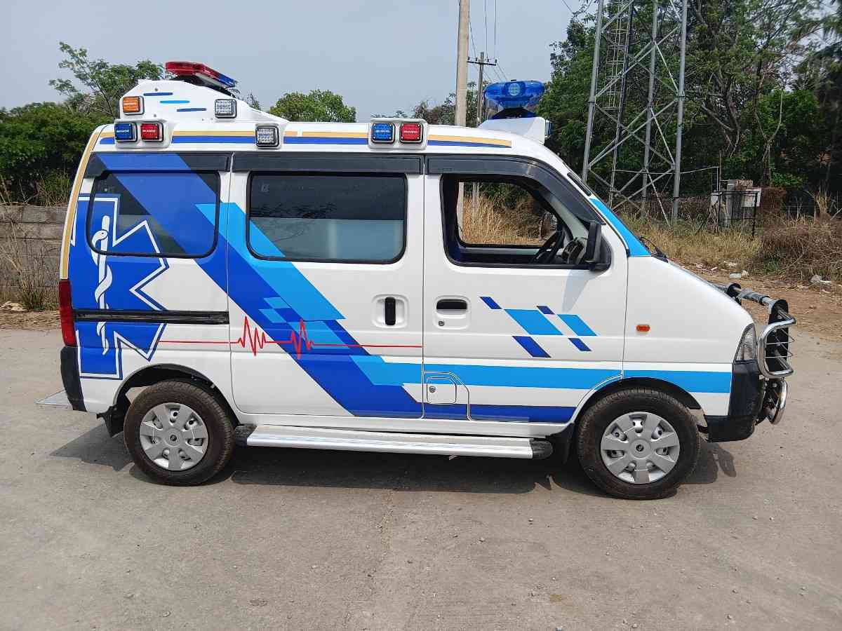 Ambulance 10
