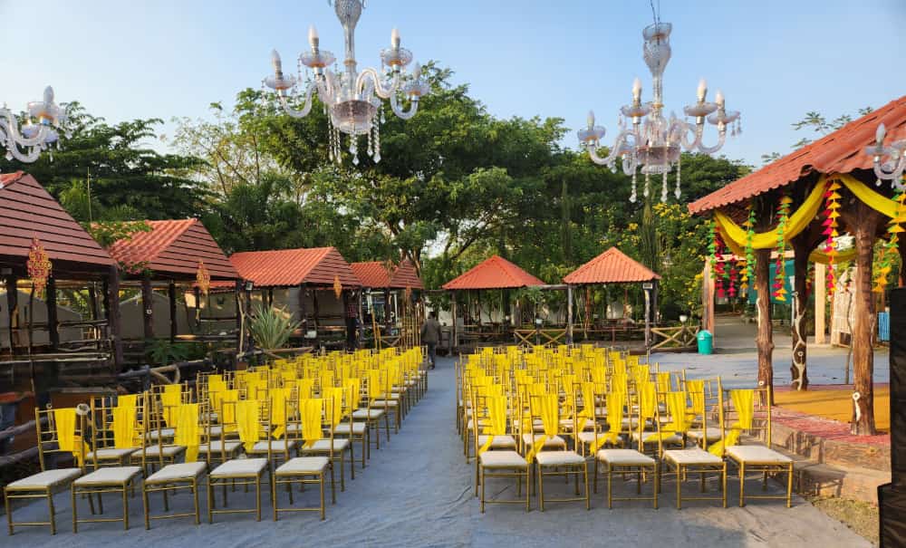 Wedding celebration at Fortview Resort banquet in Aurangabad