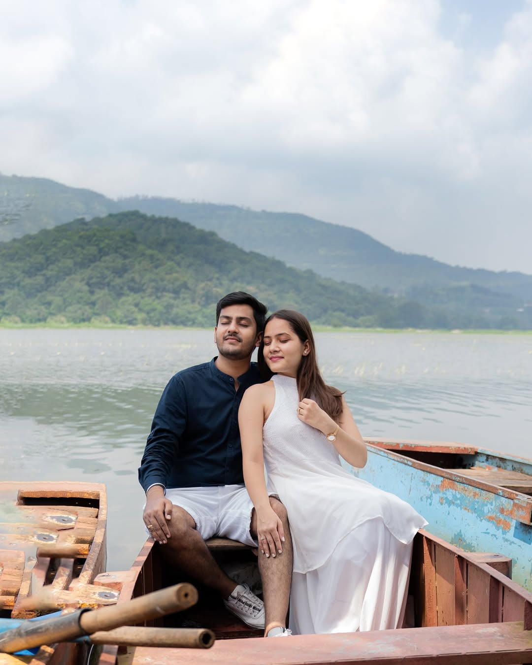 Best wedding photography in Hyderabad - candid bride and groom moment