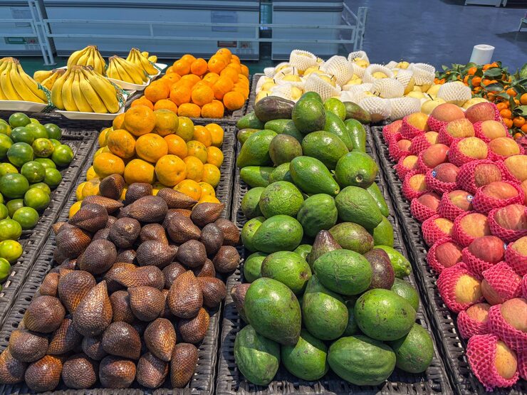 Imported Fresh Fruits
