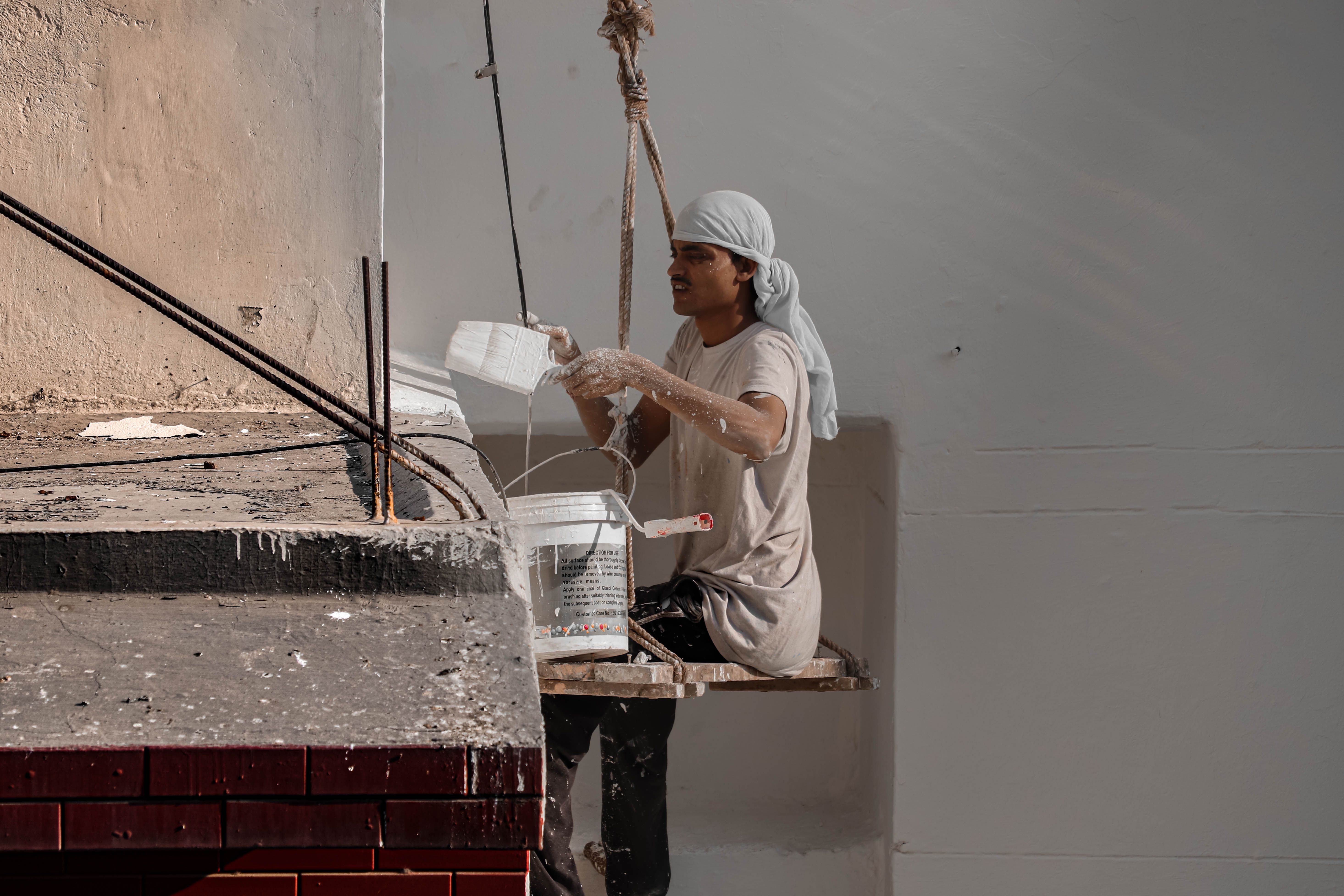 Home painting service in Gondia by Doormeets