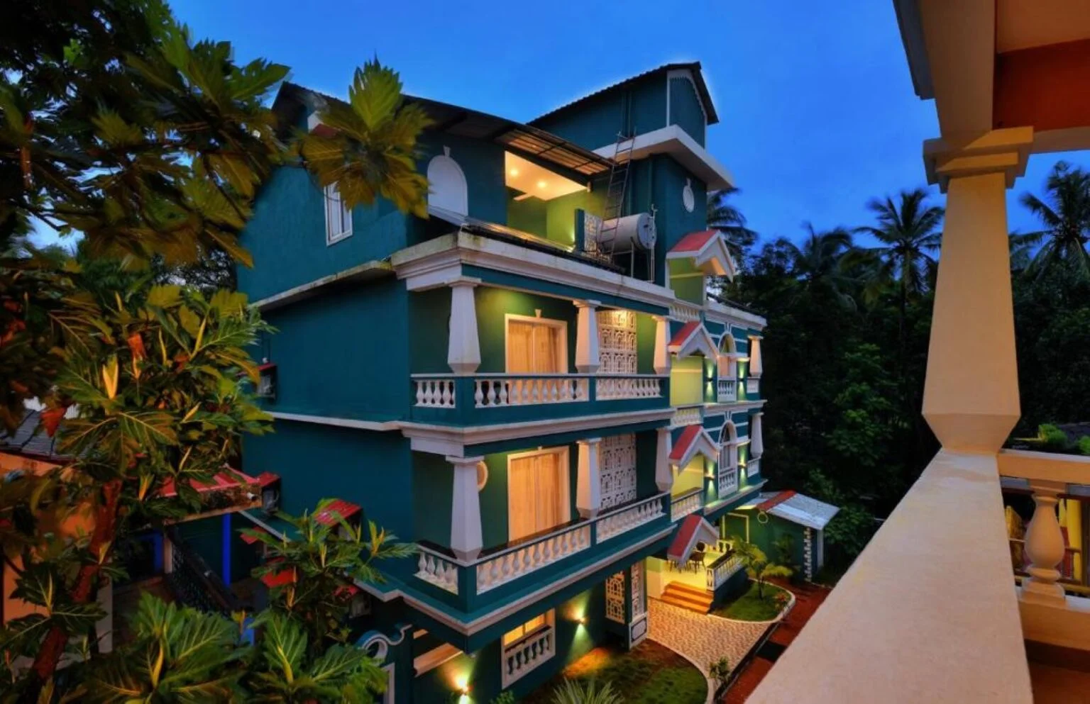Boutique beachside hotel exterior at Treehouse Nova, Cansaulim Goa