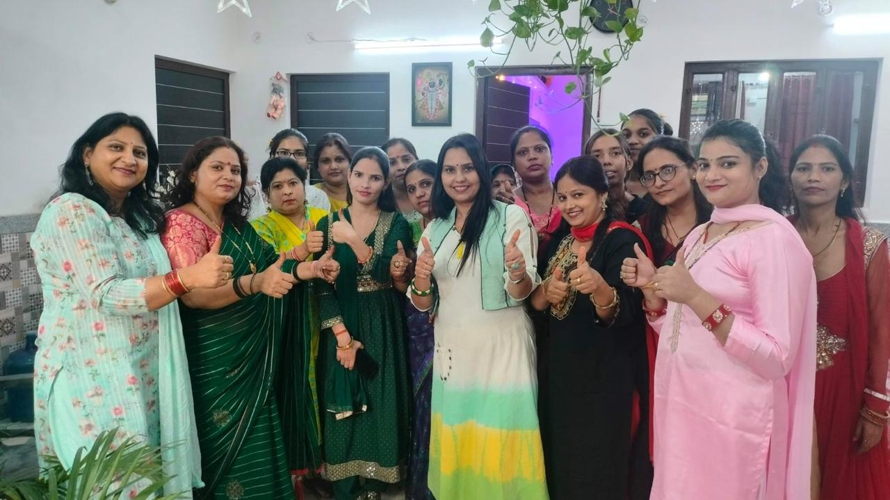 Network marketing guidance in Mathura Uttar Pradesh – product-based business team meeting