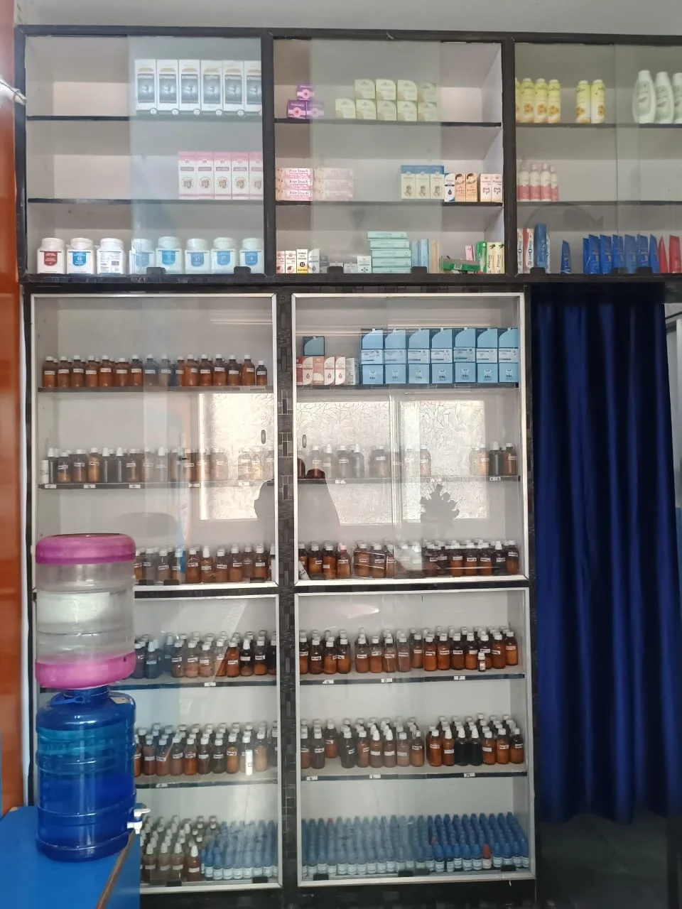 Clinic front of the best homeopathic doctor in Kalaburagi Karnataka