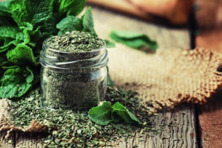 Dehydrated Mint Powder