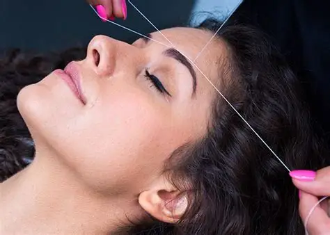 Eyebrow Threading Services at Best Beauty Salon in Bata Chowk Faridabad