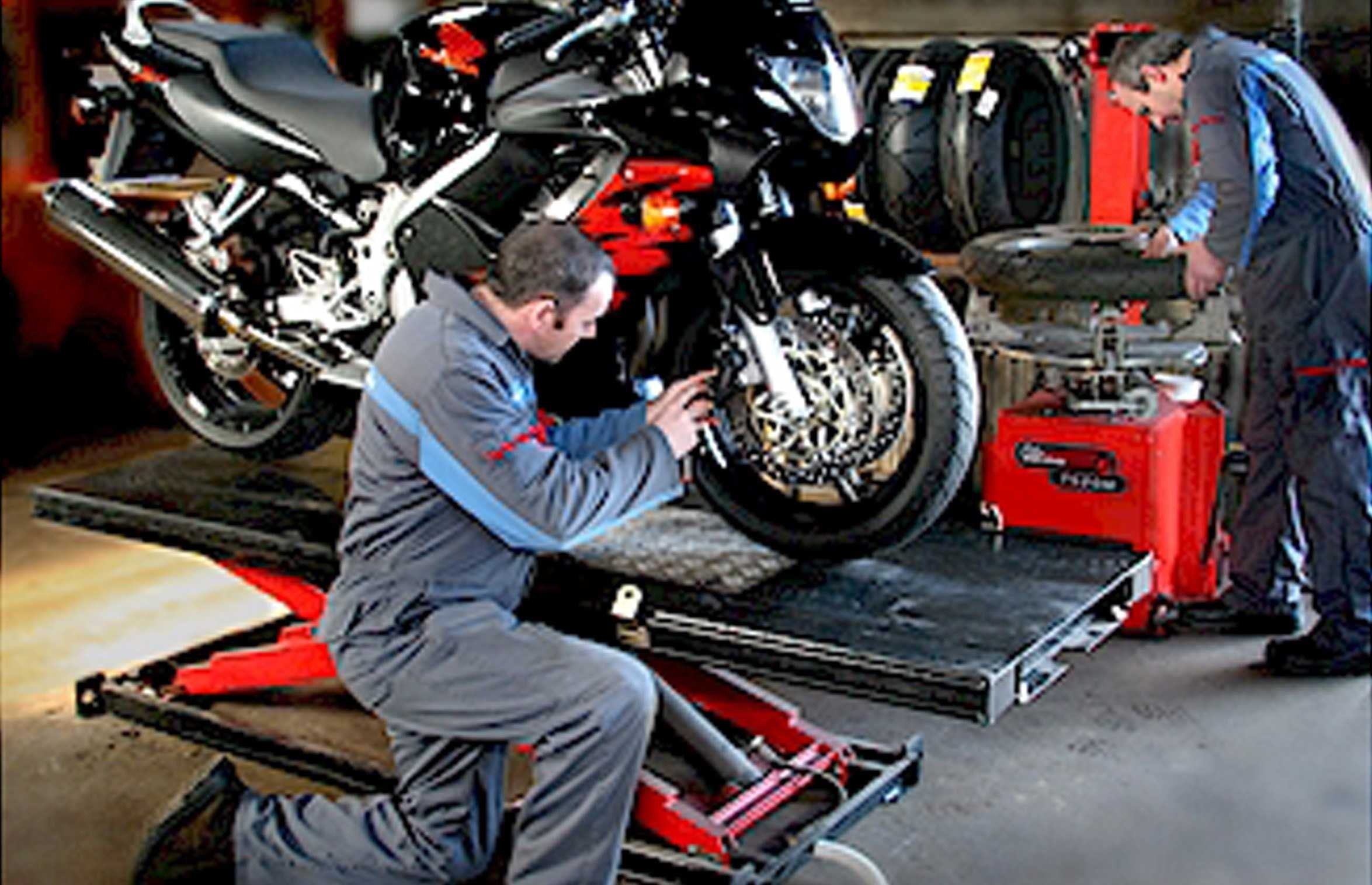General Two-Wheeler Repairs Powayan