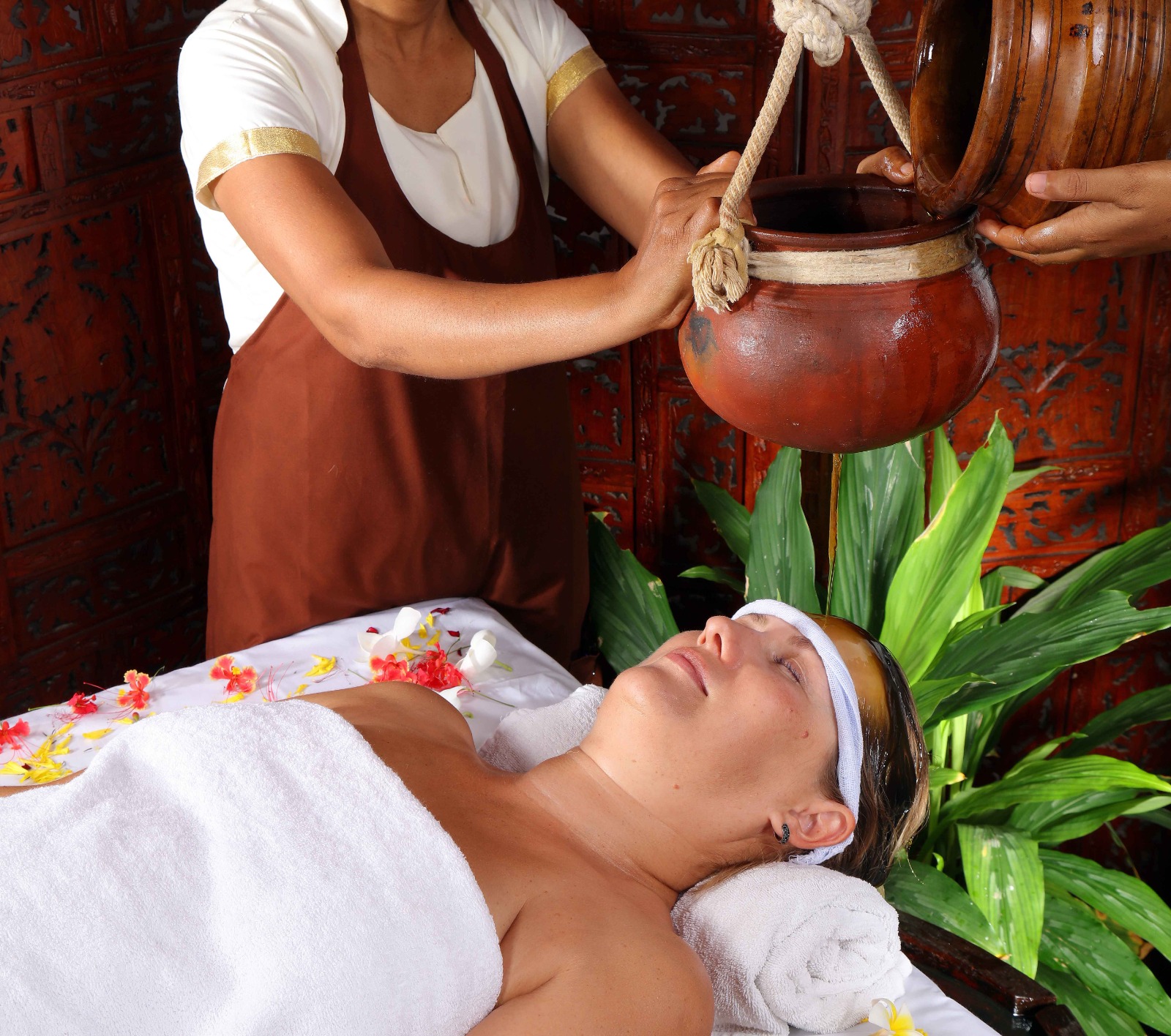Shirodhara Thane - Ayurvedic Head Oil Therapy