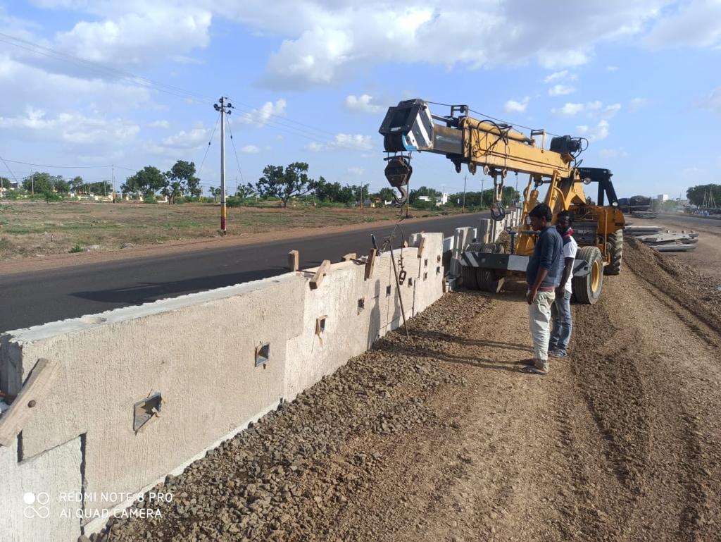 Geostrap and geogrid systems application on site