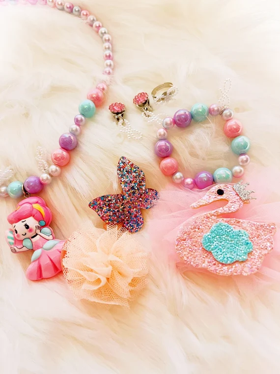 Kids' ethnic wear