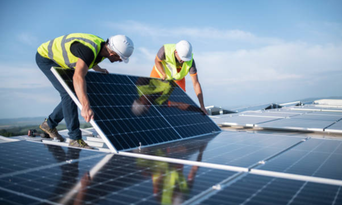 Solar panel installation service by Battery Master Thiruvottiyur