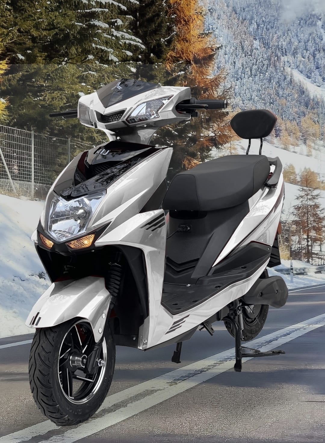 Ryder matte black electric scooter at Seoni showroom